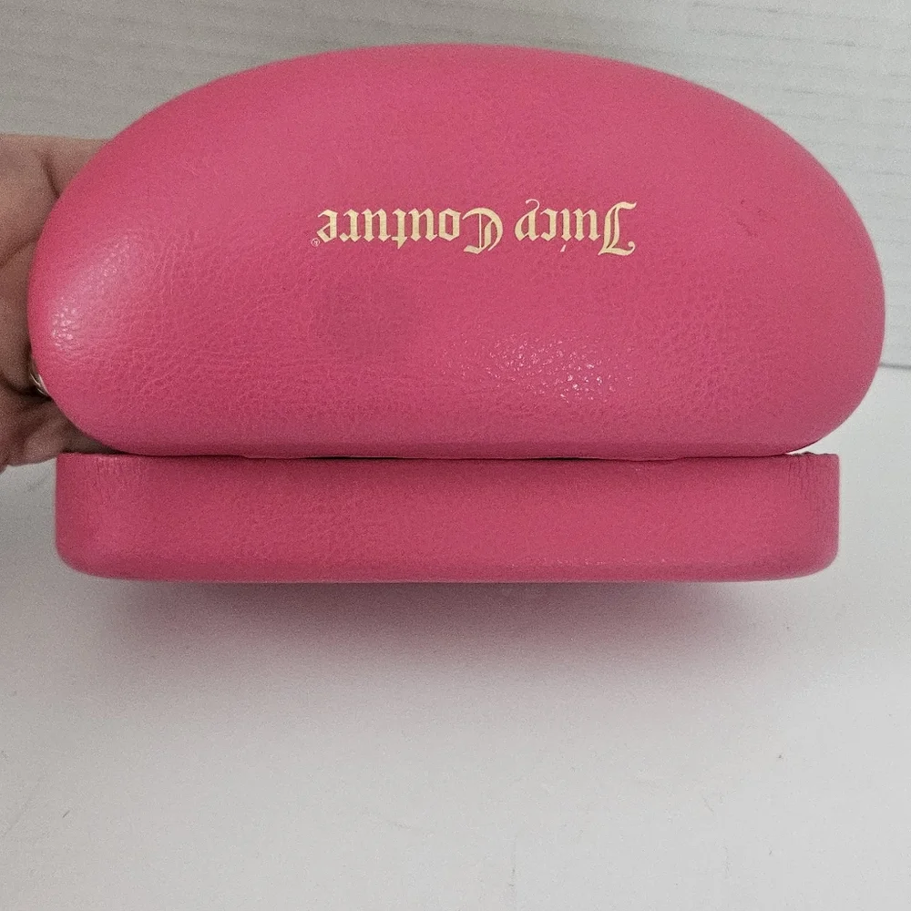 Juicy Couture‎ pink hardshell eyeglass case